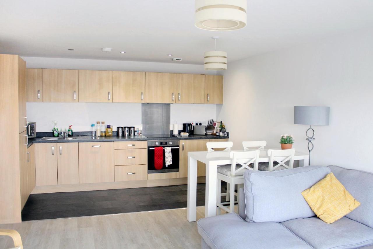 Manchester Escape - Private Room & Bathroom Near Etihad And Coop Arena - Free Secure Parking Eksteriør billede